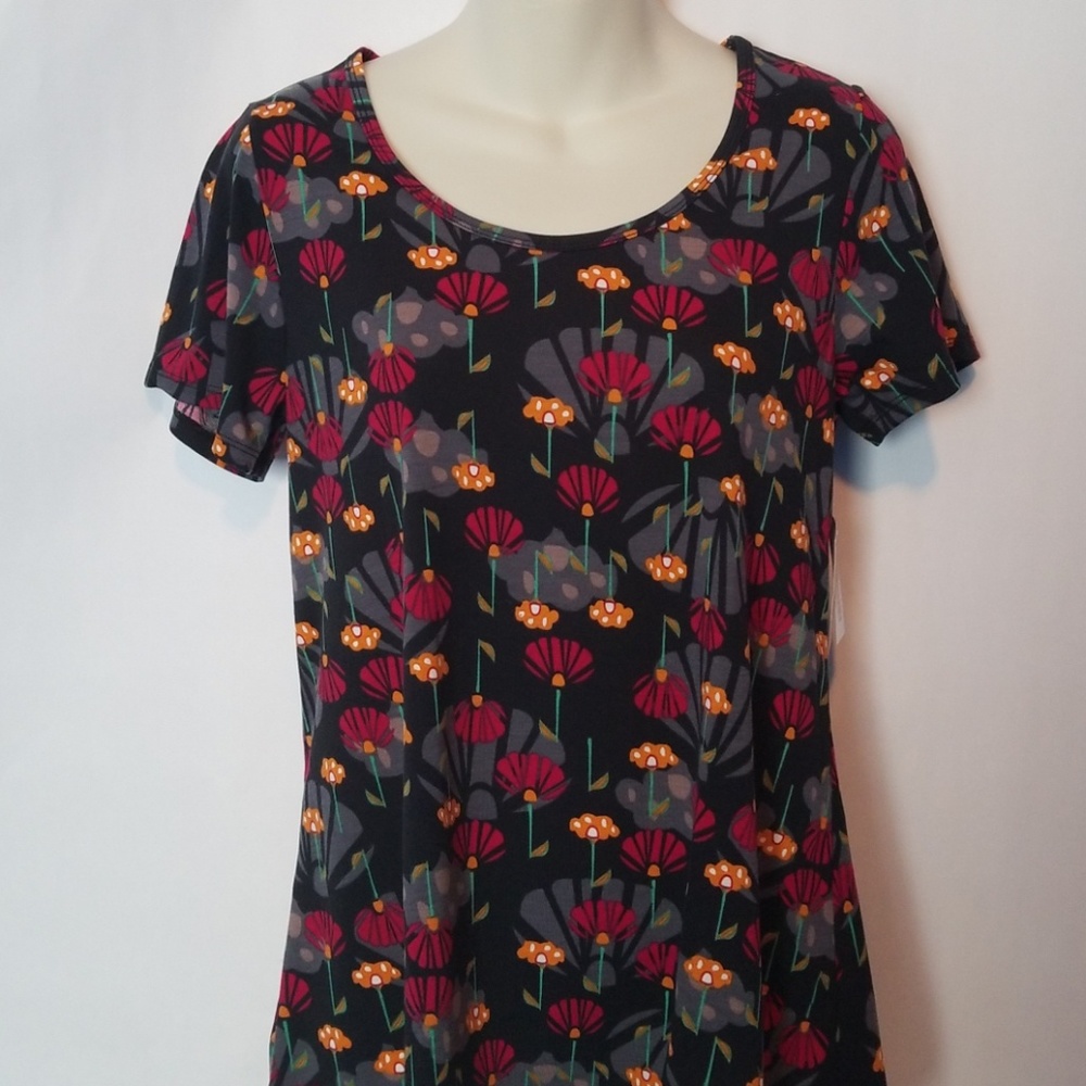 LuLaRoe Classic T NWT
